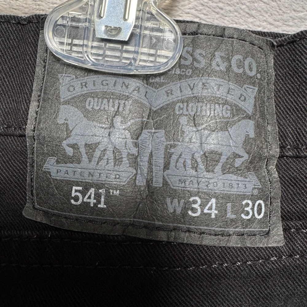 Levis 541 Jeans Mens 34x30 Black Tapered Athletic Fit Denim‎ Cotton Blend